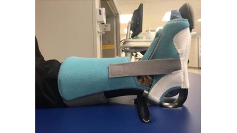 Putting on the Multi Podus boot - 4